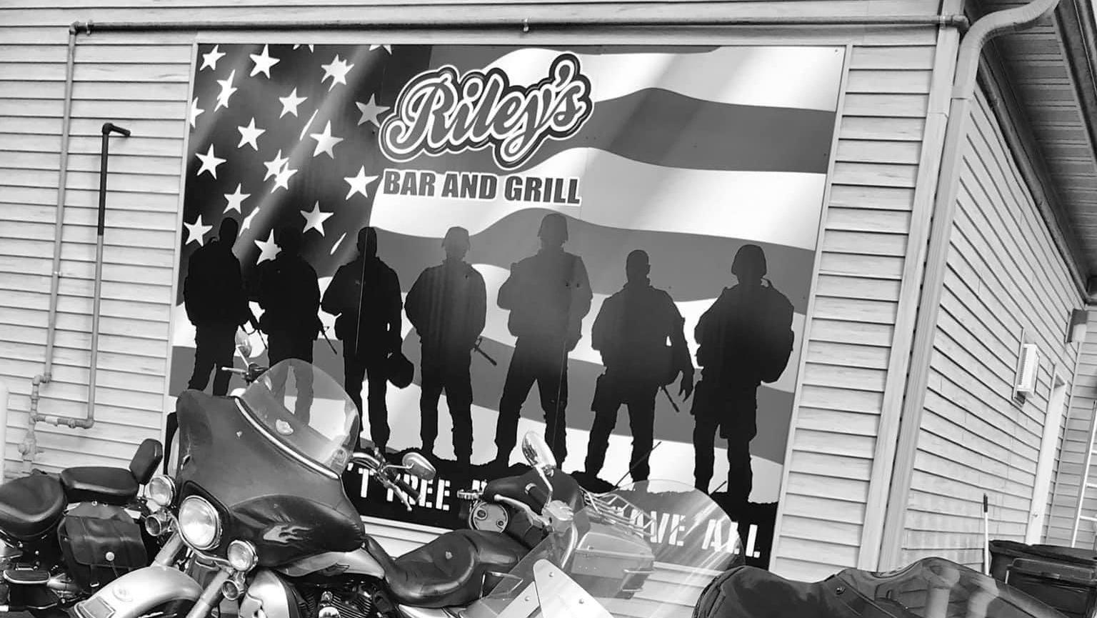 Riley's Bar & Grill